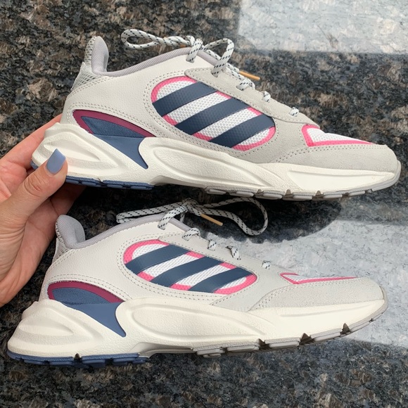 Adidas sneakers - Picture 1 of 9